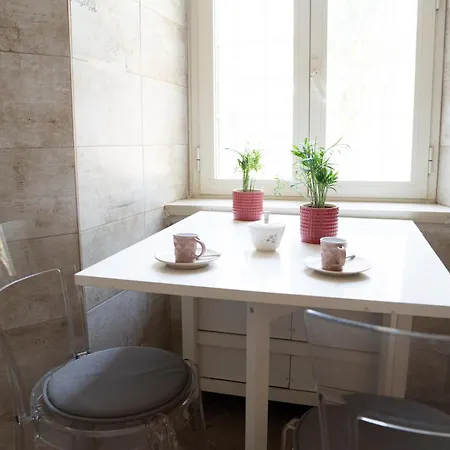 La Casa Che Accoglie Apartment Rome