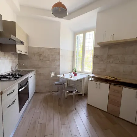 La Casa Che Accoglie Apartament *